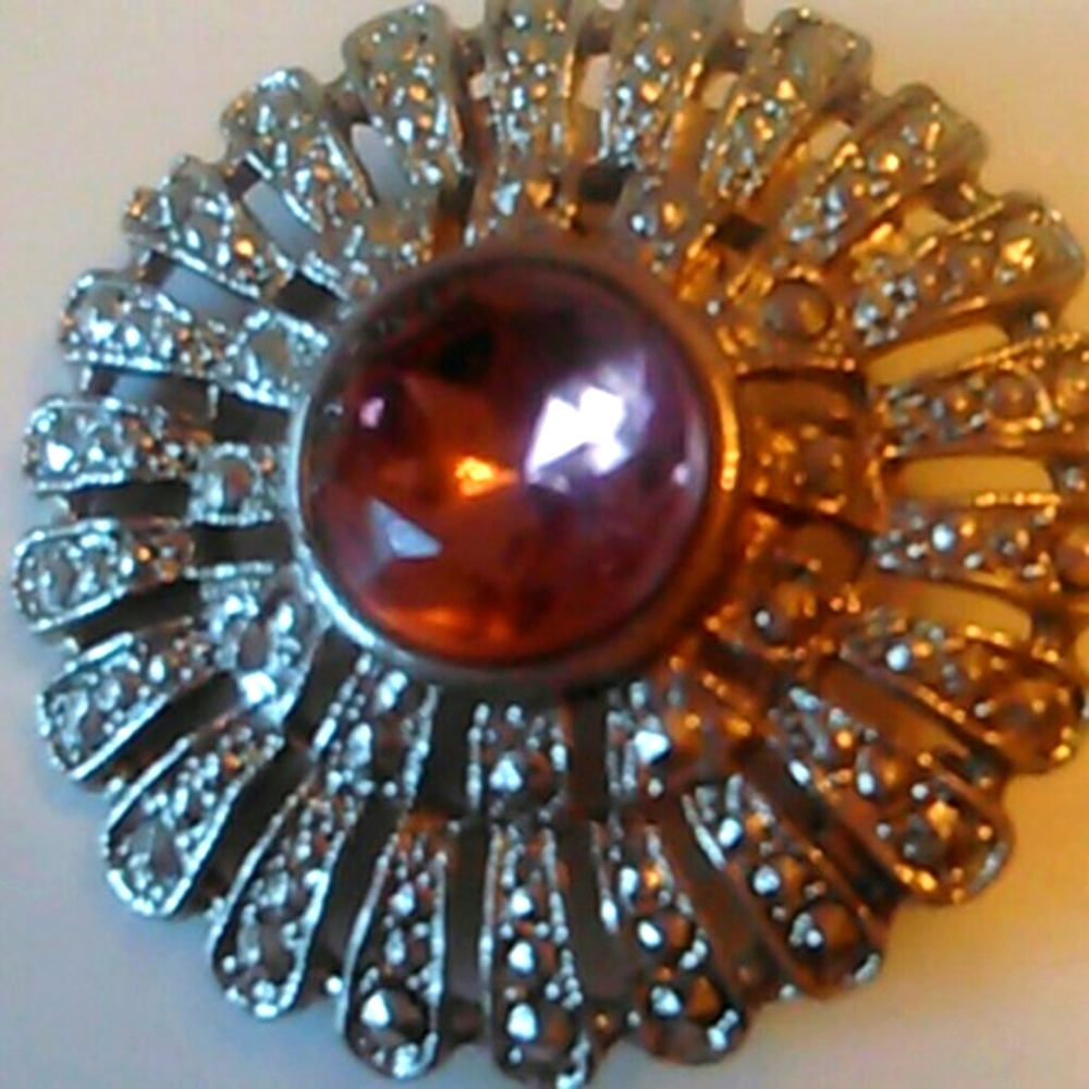🤎 Stunning Art Deco Inspired Vintage Faux Smoky Topaz & Marcasite Brooch - Picture 3 of 11